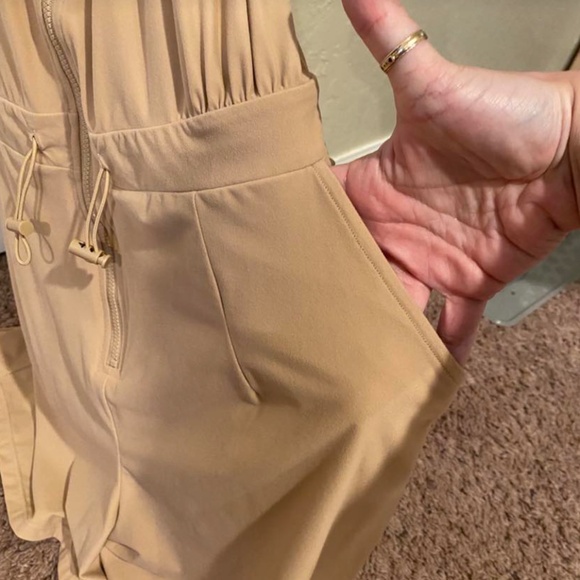 Khaki/camel short romper - Picture 9 of 10